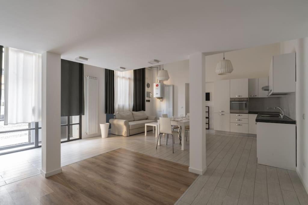 Spazioso Loft: Coldilana14 Milán Exterior foto